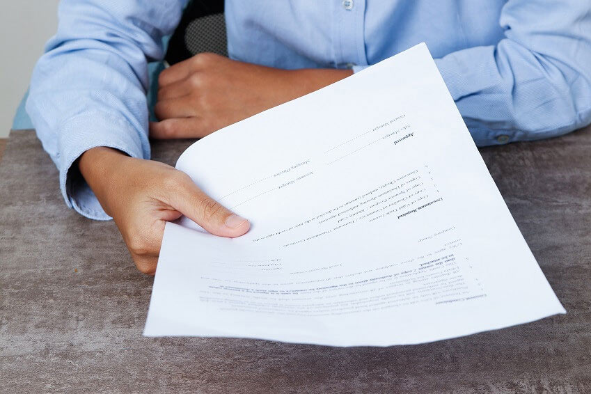 هر آنچه
										درباره ترجمه رسمی باید بدانید|راهنمای کامل